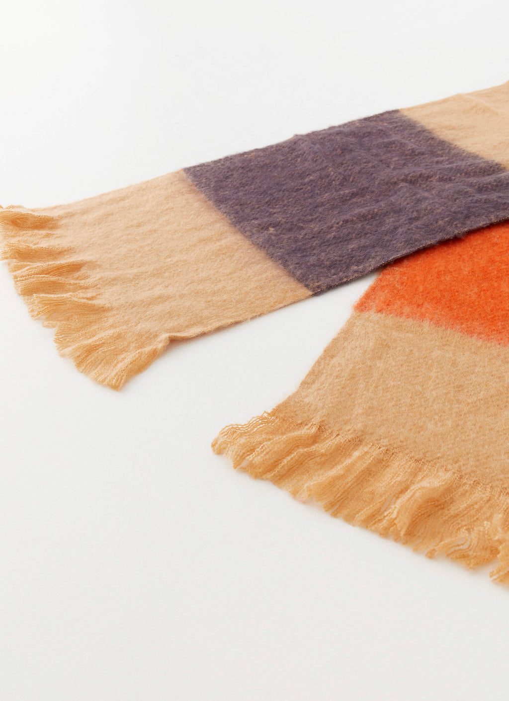 Rue Scarf